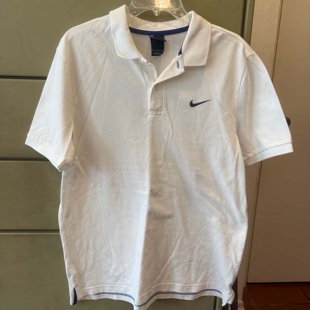 Nike Vintage White 100% Cotton Short Sleeve Pique Polo Shirt with Navy Trim